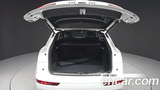 Audi Q5 2020 — фото 20