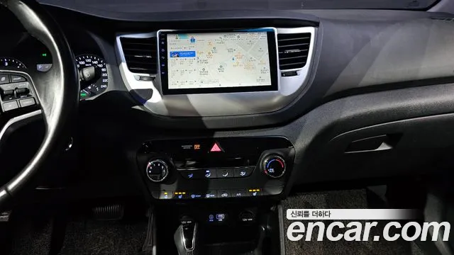 Hyundai Tucson 2017 — фото 11