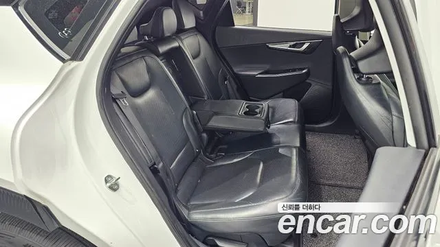 Kia EV6 2023 — фото 17