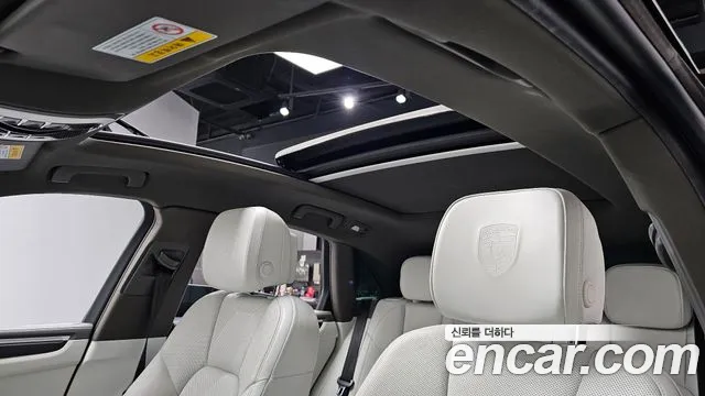 Porsche Macan 2018 — фото 6