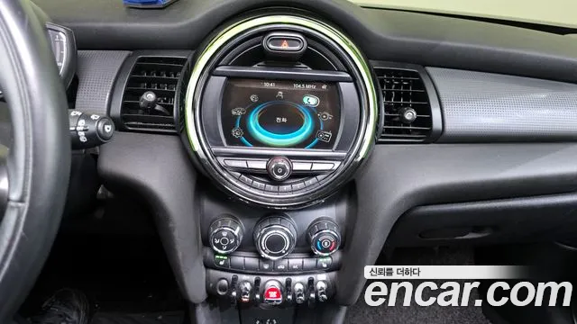 Mini Cooper 2018 — фото 14