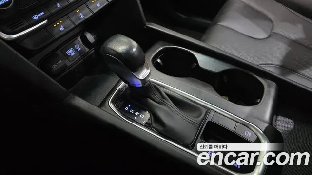 Hyundai Santafe 2020 — фото 12
