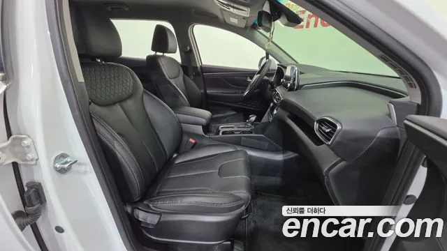 Hyundai Santafe 2020 — фото 16