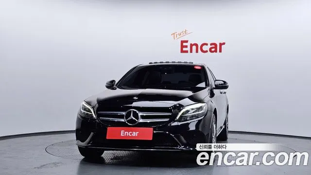 Mercedes-Benz C-Class 2020 — фото 3