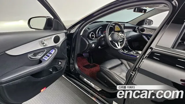 Mercedes-Benz C-Class 2020 — фото 10