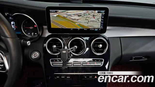 Mercedes-Benz C-Class 2020 — фото 14