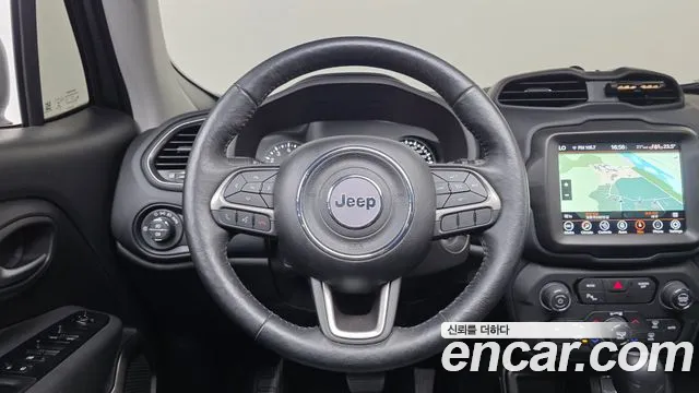 Jeep Renegade 2021 — фото 15