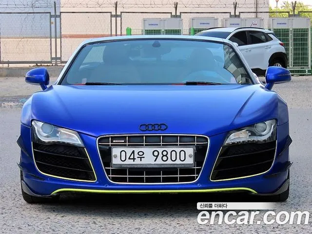 Audi R8 2011 — фото 5