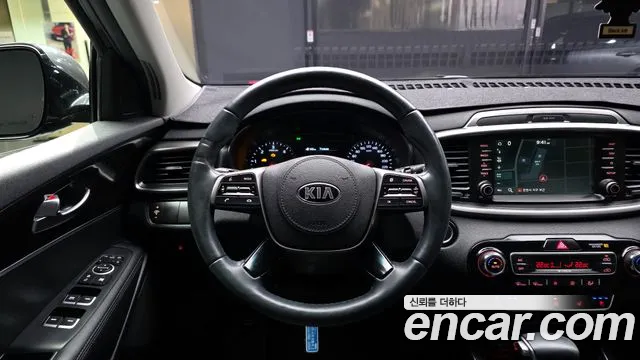 Kia Sorento 2018 — фото 19