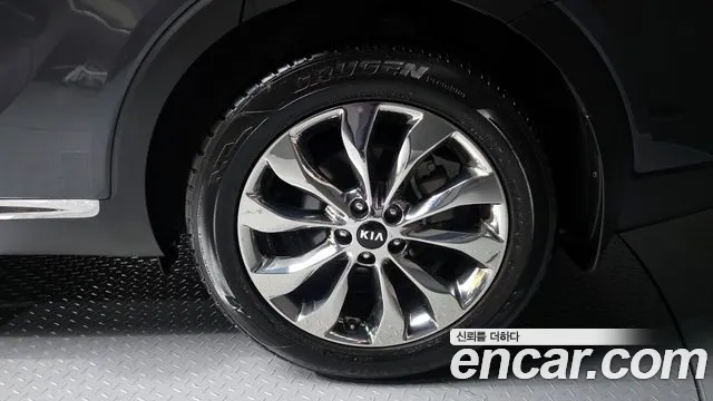 Kia Sorento 2018 — фото 7