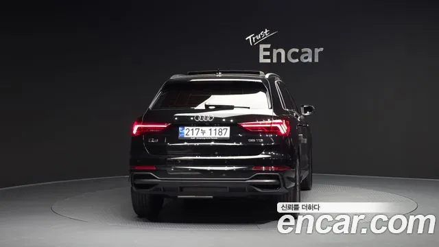 Audi Q3 2023 — фото 4