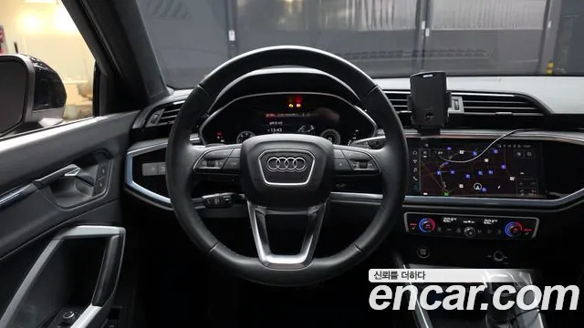 Audi Q3 2023 — фото 19