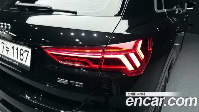 Audi Q3 2023 — фото 9