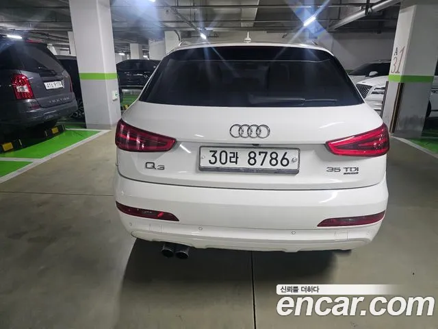 Audi Q3 2015 — фото 8