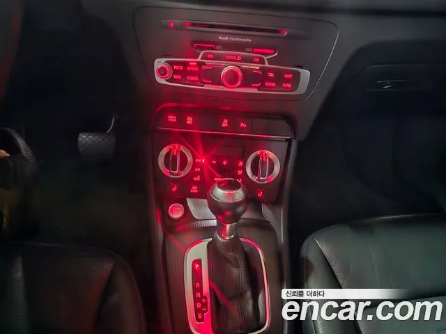 Audi Q3 2015 — фото 17