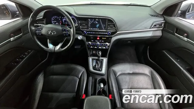 Hyundai AVANTE 2019 — фото 10