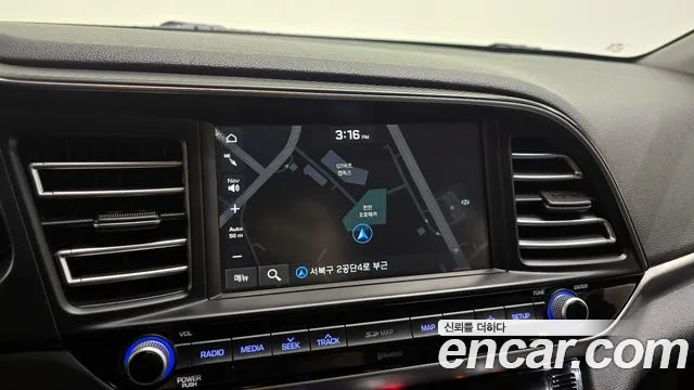 Hyundai AVANTE 2019 — фото 19