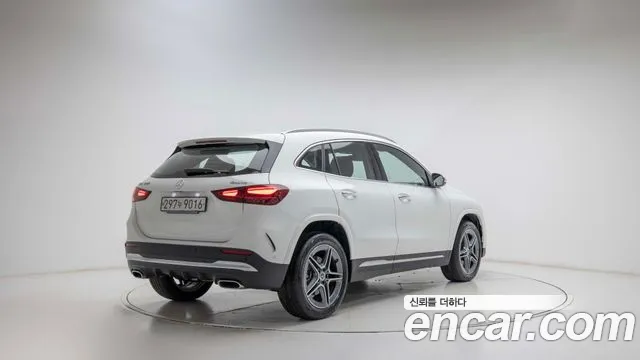Mercedes-Benz GLA-Class 2025 — фото 2