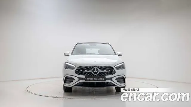 Mercedes-Benz GLA-Class 2025 — фото 3