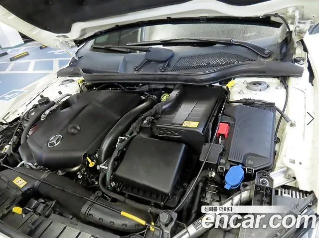 Mercedes-Benz GLA-Class 2015 — фото 19
