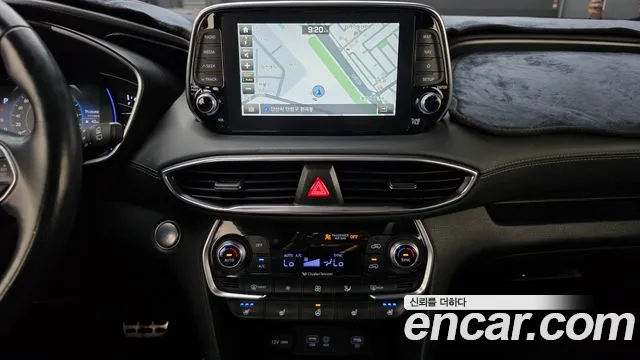 Hyundai Santafe 2019 — фото 21