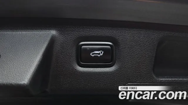 Hyundai Santafe 2019 — фото 23