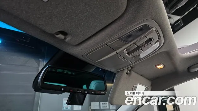 Hyundai Santafe 2019 — фото 24