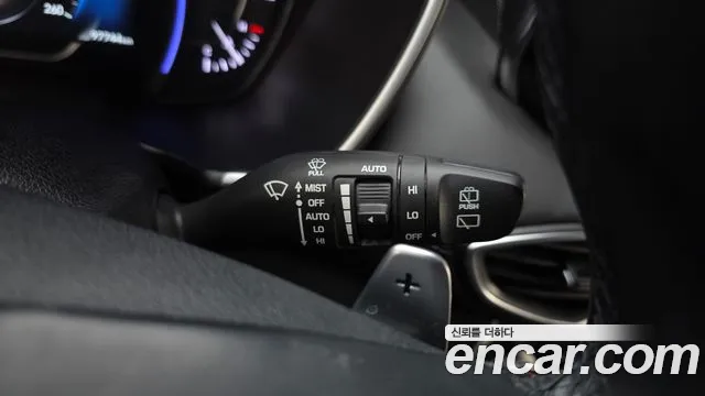 Hyundai Santafe 2019 — фото 30