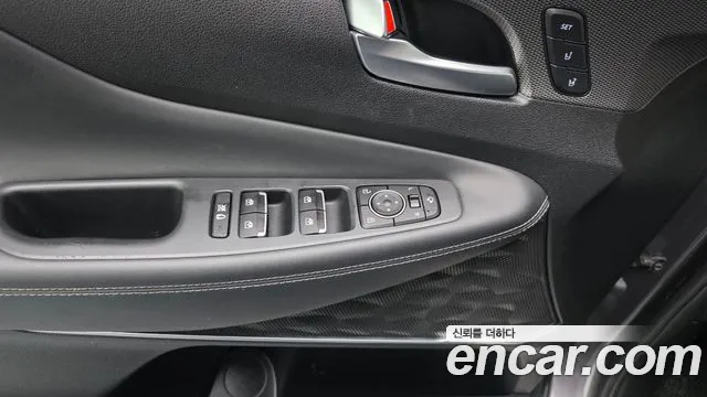 Hyundai Santafe 2019 — фото 35