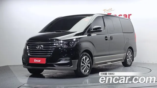 Hyundai Starex 2019 — фото 1