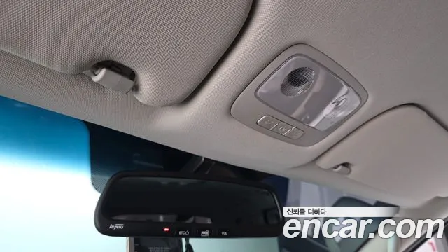Hyundai Starex 2019 — фото 23
