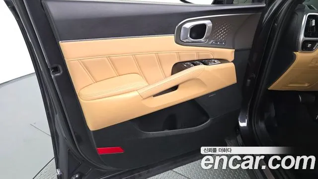 Kia Sorento 2022 — фото 14