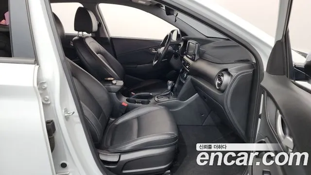 Hyundai Kona 2020 — фото 16