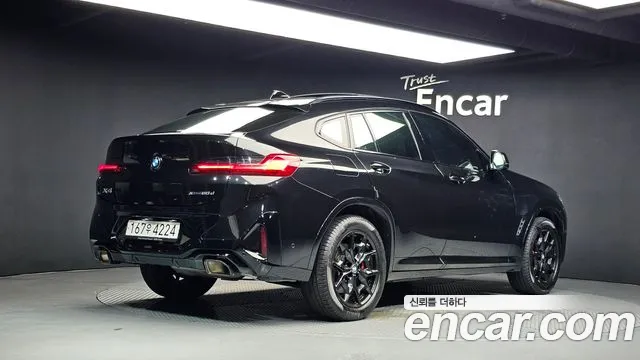 BMW X4 2022 — фото 2