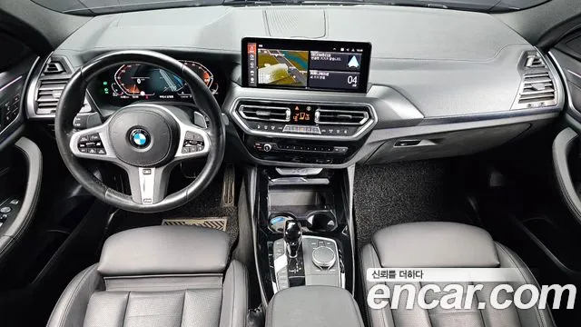 BMW X4 2022 — фото 7