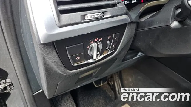 BMW X4 2022 — фото 19