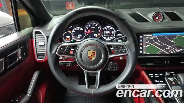 Porsche Cayenne 2023 — фото 19