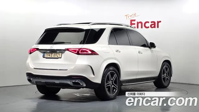Mercedes-Benz GLE-Class 2021 — фото 2