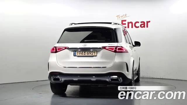 Mercedes-Benz GLE-Class 2021 — фото 4