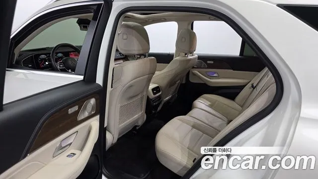 Mercedes-Benz GLE-Class 2021 — фото 17