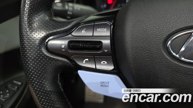 Hyundai Veloster 2019 — фото 22