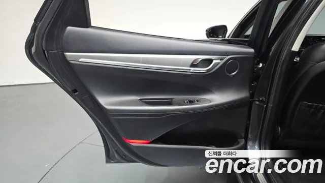 Hyundai Grandeur 2021 — фото 15