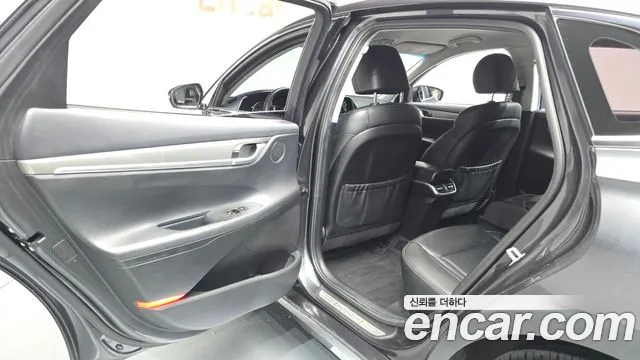 Hyundai Grandeur 2021 — фото 16