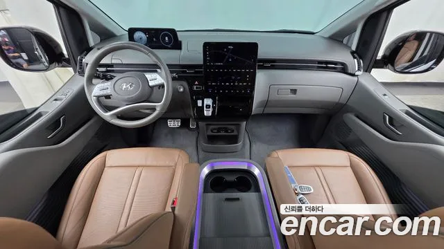 Hyundai Staria 2024 — фото 7