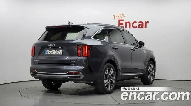Kia Sorento 2023 — фото 2
