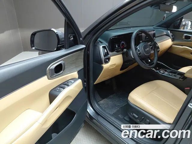 Kia Sorento 2023 — фото 13