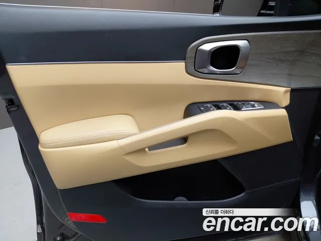 Kia Sorento 2023 — фото 14