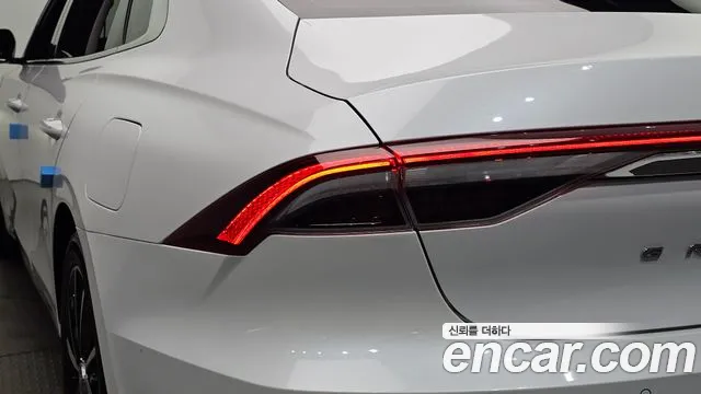 Hyundai Grandeur 2020 — фото 9