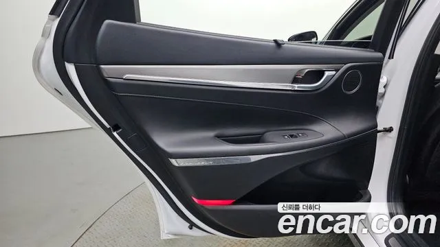 Hyundai Grandeur 2020 — фото 15