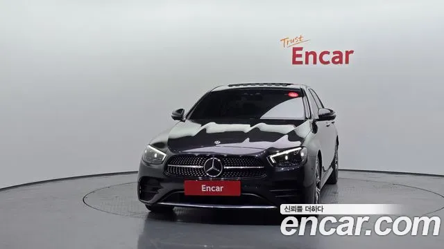 Mercedes-Benz E-Class 2021 — фото 3